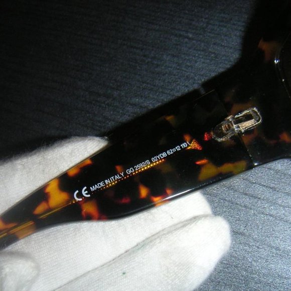 Auth Gucci Tortoise With Case Brown Shell Sunglasses